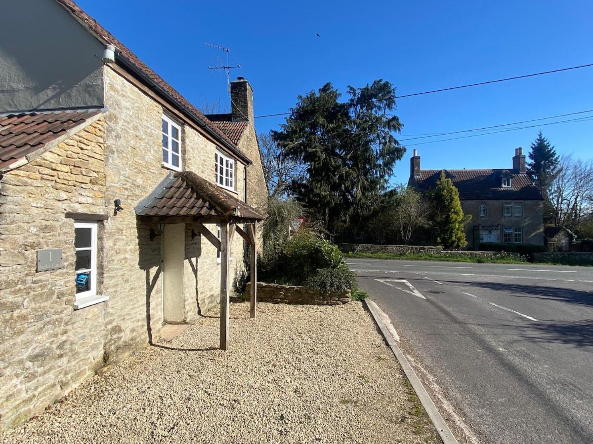 The Explorers Rest - Cottage - Frome Buckland Dinham Exterior photo